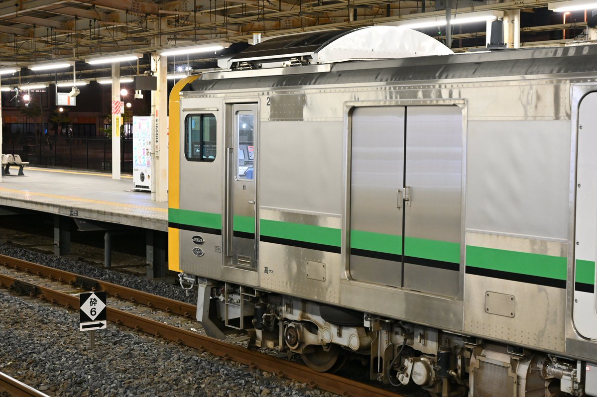 S_land62's tweet photo. 2026 6/29-30
工9946D→工9893D 吉川美南砕石工臨
GV-E197 TS01【都ｸﾝ】
アウトカーブは横帯が目立つ。砕６の停目が実用に供されているところを見られて良かったです https://t.co/DxZwNN1SU4