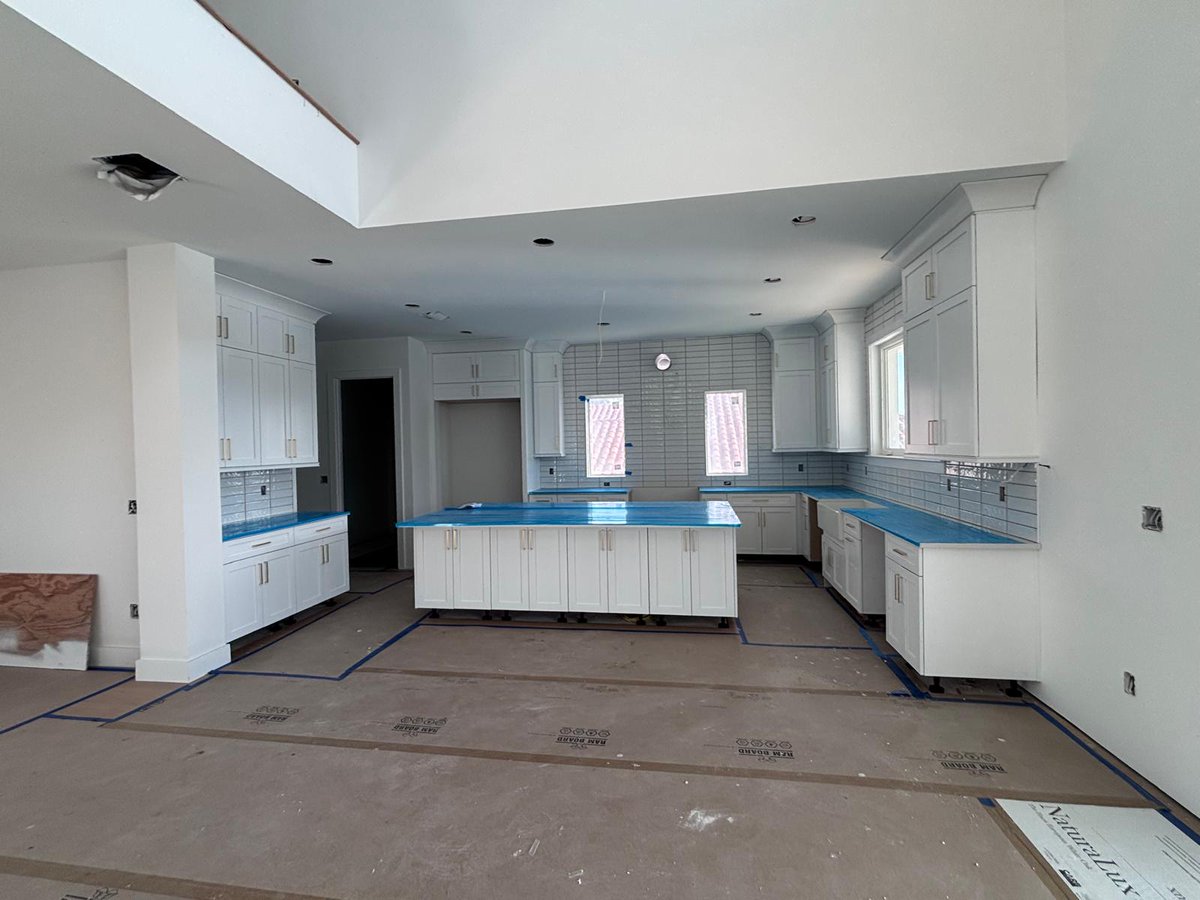 BatzTileRenov's tweet photo. Transform your living space with stunning tile solutions from Batz Tile Renovation LLC. Your satisfaction is our commitment.

📞 941-592-3045

#HomeRenovation #TileRemodel #BathroomRemodeling #KitchenRemodeling #FloorTileInstallation #TileDesign #ModernInteriors #QualityService https://t.co/rmDJTzNsy7