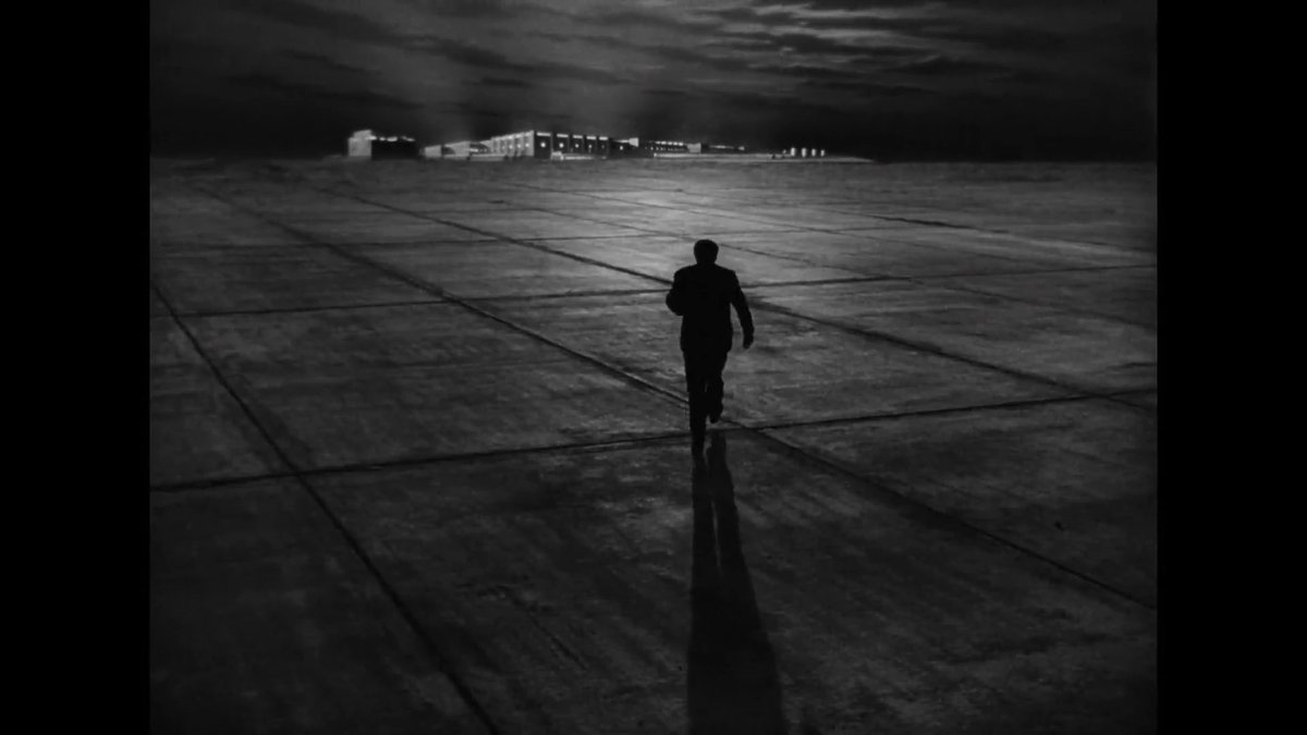 ObscureFrames's tweet photo. Krakatit (1948)
dir. Otakar Vávra
DoP: Václav Hanuš

Czechoslovakian atomic-age fever dream full of incredible expressionistic imagery. https://t.co/lPvJNnqNWc