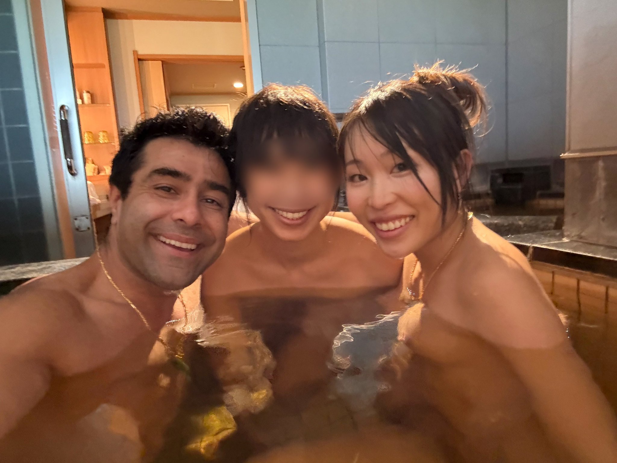 4 pic. Going on road trips and fucking around with two sexy asian hotwives is just mindblowing. Love a good time with our gf @hey_itsmei 🔥 https://t.co/P8DlSSIdbc