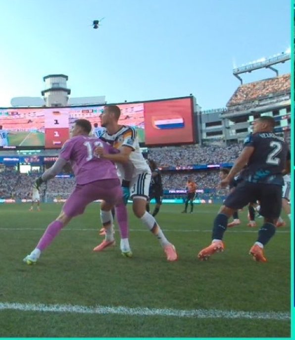 NoodleHairCR7's tweet photo. Foul.                                      No Foul. https://t.co/XlWTz1peyN