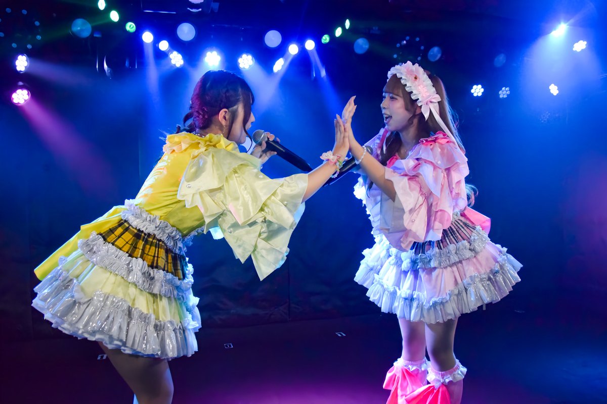 no_moa_no_life's tweet photo. 2026.6.16.
『infini定期ライブ i-LIVE story 【第3話】』
at Buddy up!
みぽは寝たようですが
りのはサッカーをちゃんと観たようです🤣
配信中、寝落ちしましたが
仕事があるので起きて
観ました🙄
本田理乃 (@rino_infini)
#君のとなりのりの
市川未帆(@miho__infini)
#みーほんとぅすけ
#infin https://t.co/S4N7tBaxxB