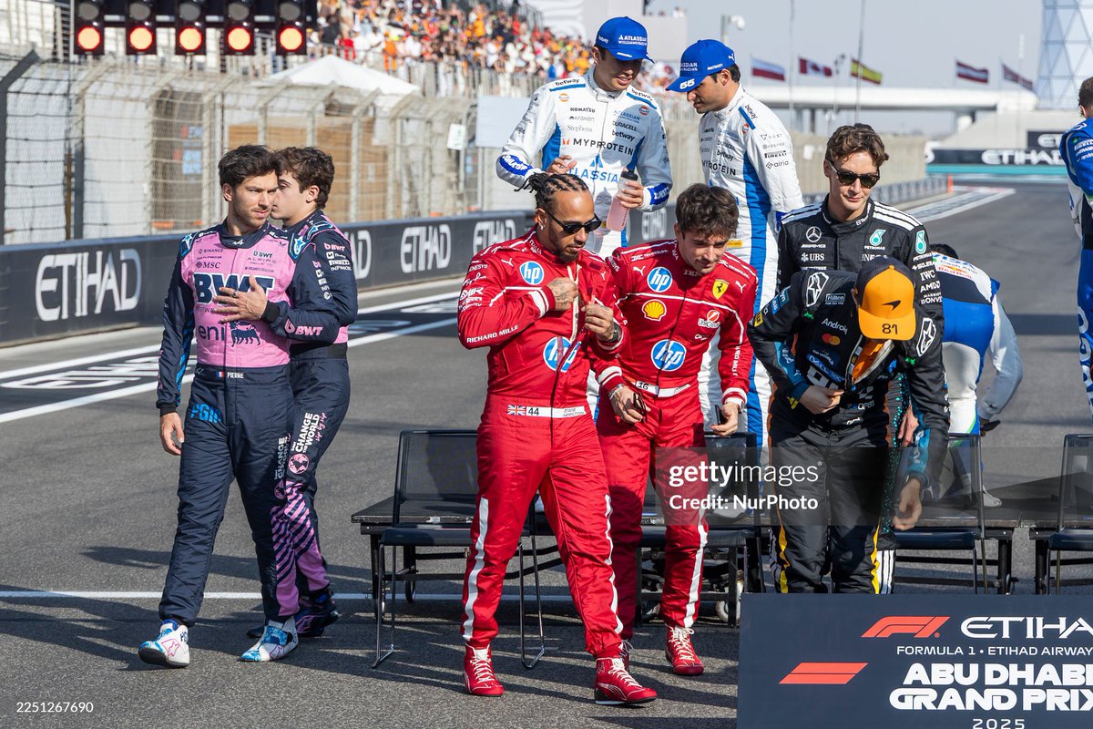 63grussell63's tweet photo. it took me like 5 minutes to understand wtf was going on between pierre and franco here https://t.co/NOSSTLS4FE
