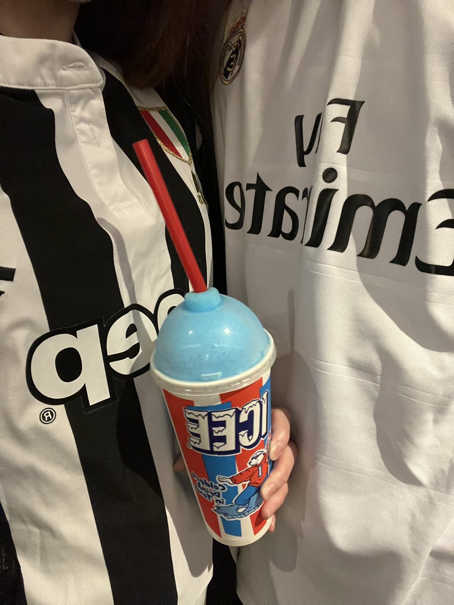 tiraa_a's tweet photo. 急遽チケット取って映画館⚽️
盛り上がりも落胆もみんな一緒⚽️
最高に面白くてかっこよかった⚽️ https://t.co/TTPiZxB8Hz