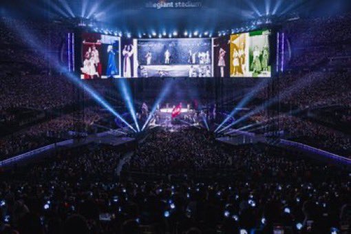 chartradar_'s tweet photo. BTS’ ARIRANG Tour has grossed $204 million from 20 sold-out shows, selling 1.1 million tickets.

— The highest-grossing tour by a group so far this year. https://t.co/y6jBfmrRMp
