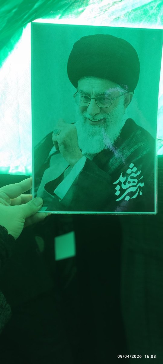 eli_imaan's tweet photo. هرچه خودم را راضی میکنم در باره مراسم پیش رو توییت بزنم نمیتونم فقط میگم 
#باید_برخاست
#آقای_شهید_ایران https://t.co/epz1qktQ7E