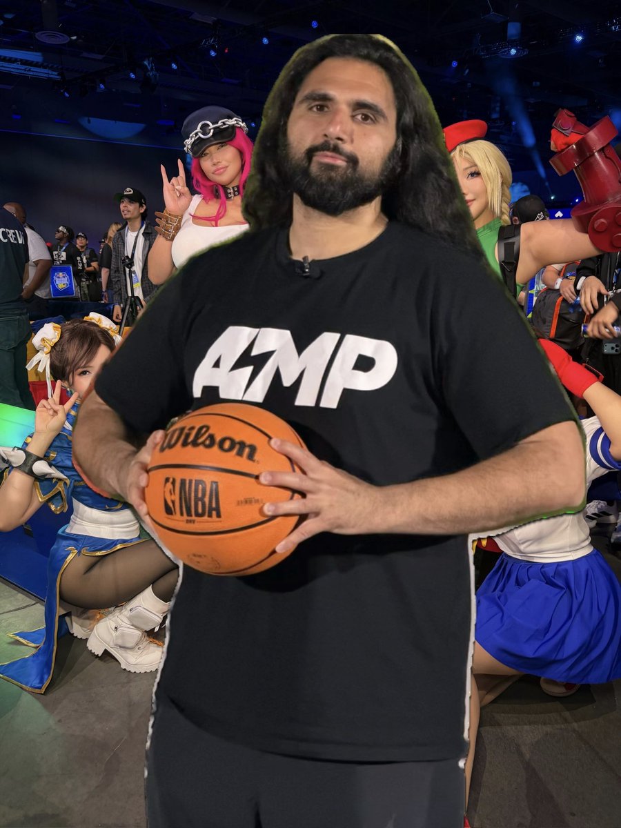 Voltages_'s tweet photo. @thejollibaddies @Evo @redbullgaming I went ahead and touched up the photo a bit, felt like something was missing. @EsfandTV https://t.co/VAClcgVX3x