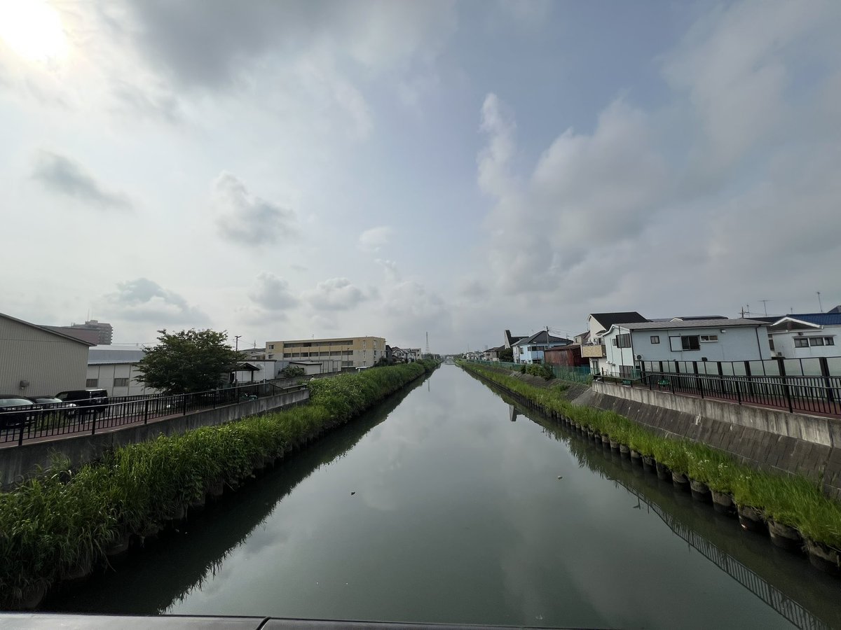 miki_mfb's tweet photo. 曇りです☁️ https://t.co/ZxVJApHR3H