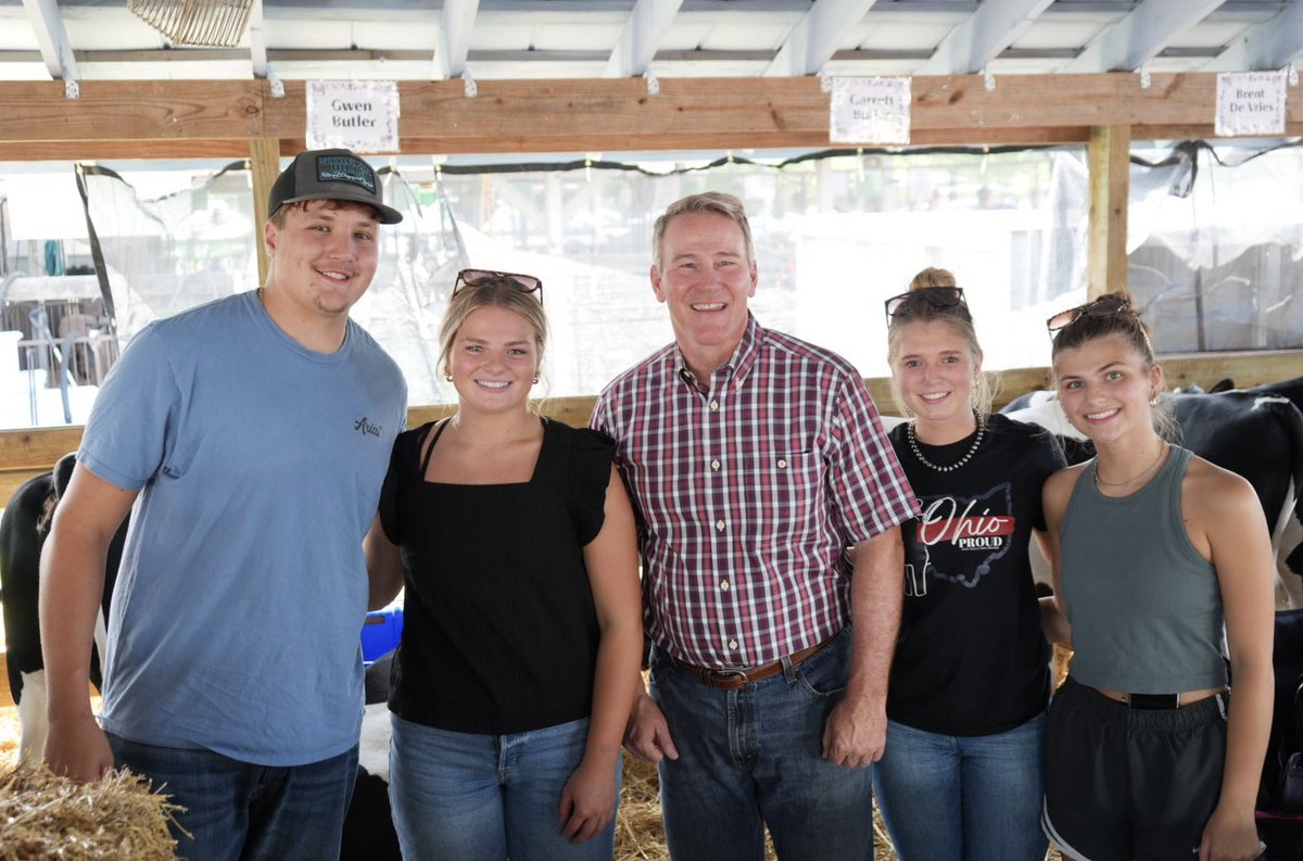 SenJonHusted's tweet photo. It was great to join Ohioans at the Marion County Fair today as we celebrate America’s 250th birthday! https://t.co/VVx6CwjSmz