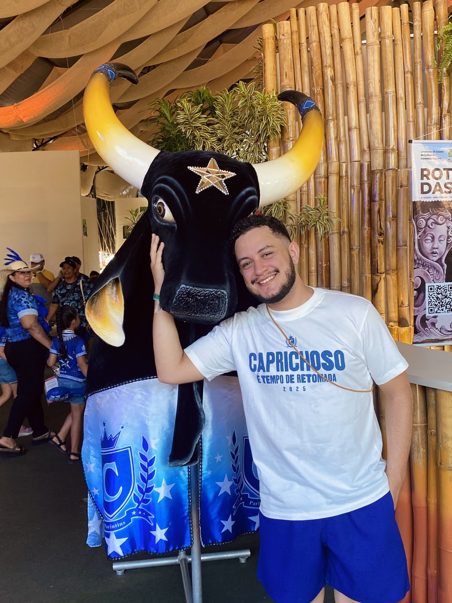 aadsnt18's tweet photo. EU TE AMO, MEU BOI CAPRICHOSO! 
⭐️💙 😭 https://t.co/5o5UCsrX5Q