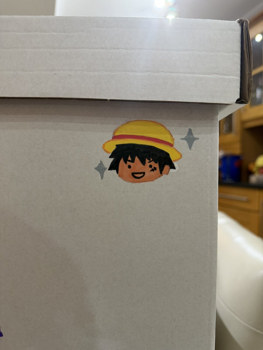 didztar's tweet photo. things that my friends &amp; i drew on my comic box 🩷 https://t.co/9hKMwMwTPq