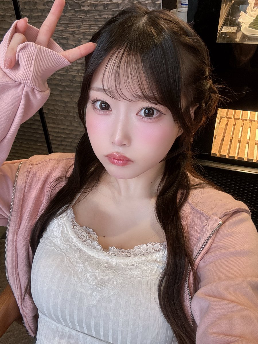 miyu_kishi0213's tweet photo. おはよ〜！撮影行ってきます〜！ https://t.co/k02ryTz798