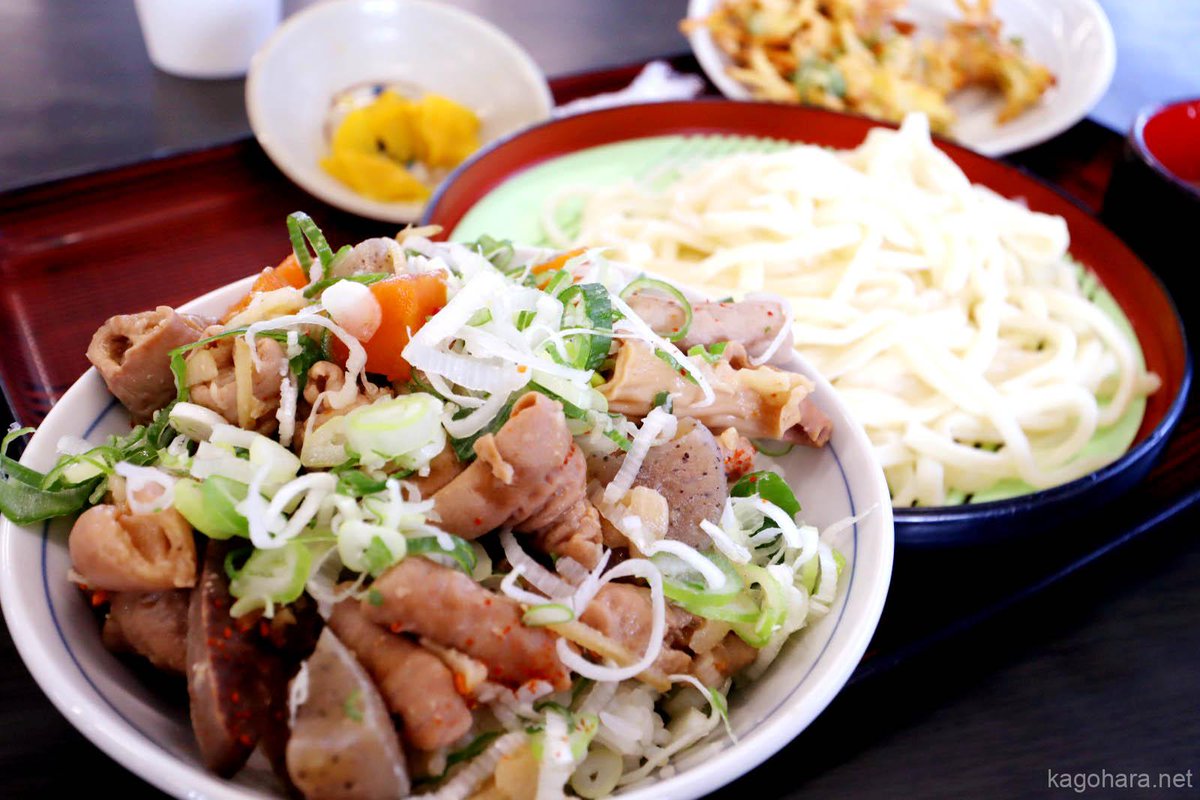 daniel_san_kw's tweet photo. 深谷市小前田「花園農協直営食堂」のうどんセットとかき揚げと深谷ねぎ入れ放題 https://t.co/I98dLP9ejY https://t.co/5XI4NmkYoW