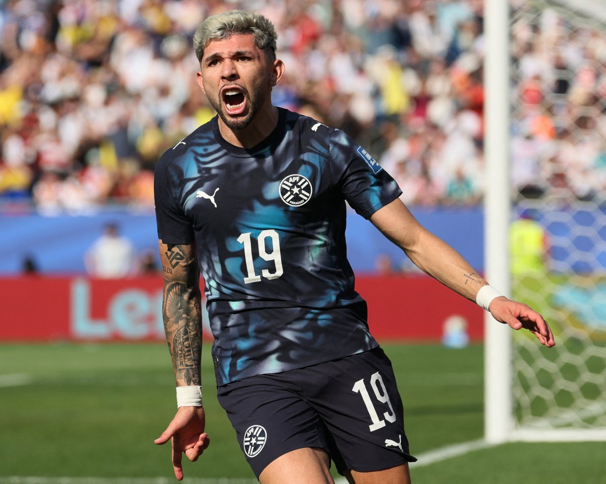 GoalJP_Official's tweet photo. 🇩🇪 PK戦の末、ドイツがラウンド32で敗退 🇵🇾

パラグアイがドイツを下し16強入り！

ドイツとパラグアイによる一戦は、エンシソとハヴァーツのゴールで1-1のまま今大会初の延長＆PK戦に突入。

パラグアイのGK ヒルが2つのPKストップでチームをベスト16に導いた！

ドイツ 1-1 (PK: 3-4) パラグアイ https://t.co/s6iO4shCMv