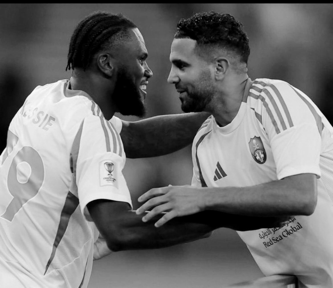 1991__h's tweet photo. حازه بخاطري بشكل يوجع 💔💔 https://t.co/FFSZqmbDG7