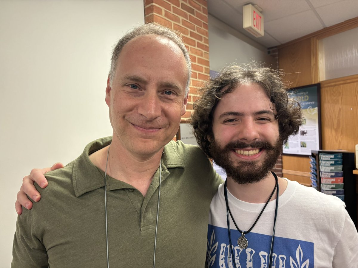 rabbriansamuel's tweet photo. Today I got to geek out by meeting @JosiahForYeshua, one of the strongest Messianic Jewish voices here on X. Follow him!! 🙏🔥 https://t.co/VQRjWXH7Qq