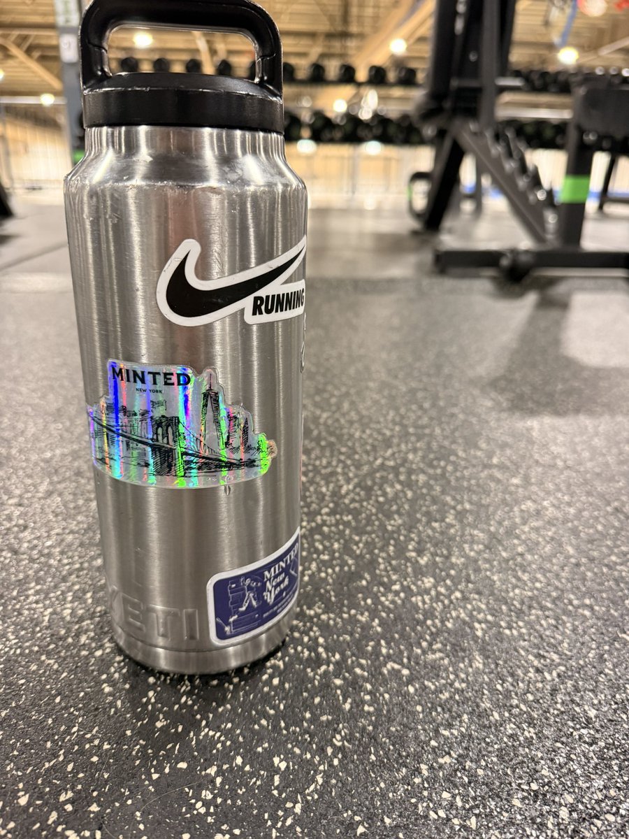 MitchellW00d's tweet photo. This water bottle hasn’t missed a workout since 2023. Early minted ny aesthetic is unmatched @MarcusMilione https://t.co/uf0ReJpQud