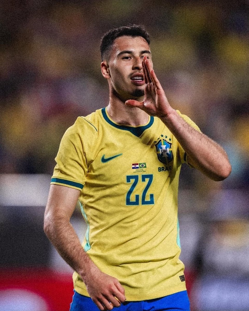 huachengsasa's tweet photo. 🚨 NOTICIA! Martinelli dedica o gol da classificação do Brasil ao Xie Lian de TGCF!

⚽️ “gostaria de dedicar ao Senhor inspirador da minha vida”

👤 “Jesus Cristo?”

⚽️ “não pô, o Xie Lian de Tian Guan Ci Fu!” https://t.co/5YJbm6NwwZ