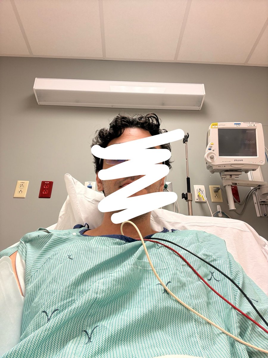 pinggpong10's tweet photo. circumcision today selling my foreskin https://t.co/YF04ShtNK6