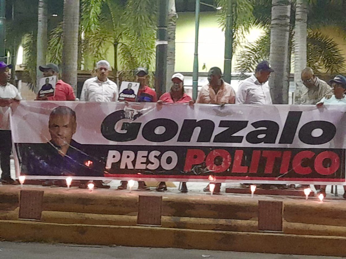 AbelTejadaR's tweet photo. Que tengan mucha cuenta,  el pueblo no es tonto #VamosConTodo #ElPuebloMandard https://t.co/ZHJGjLYaJU