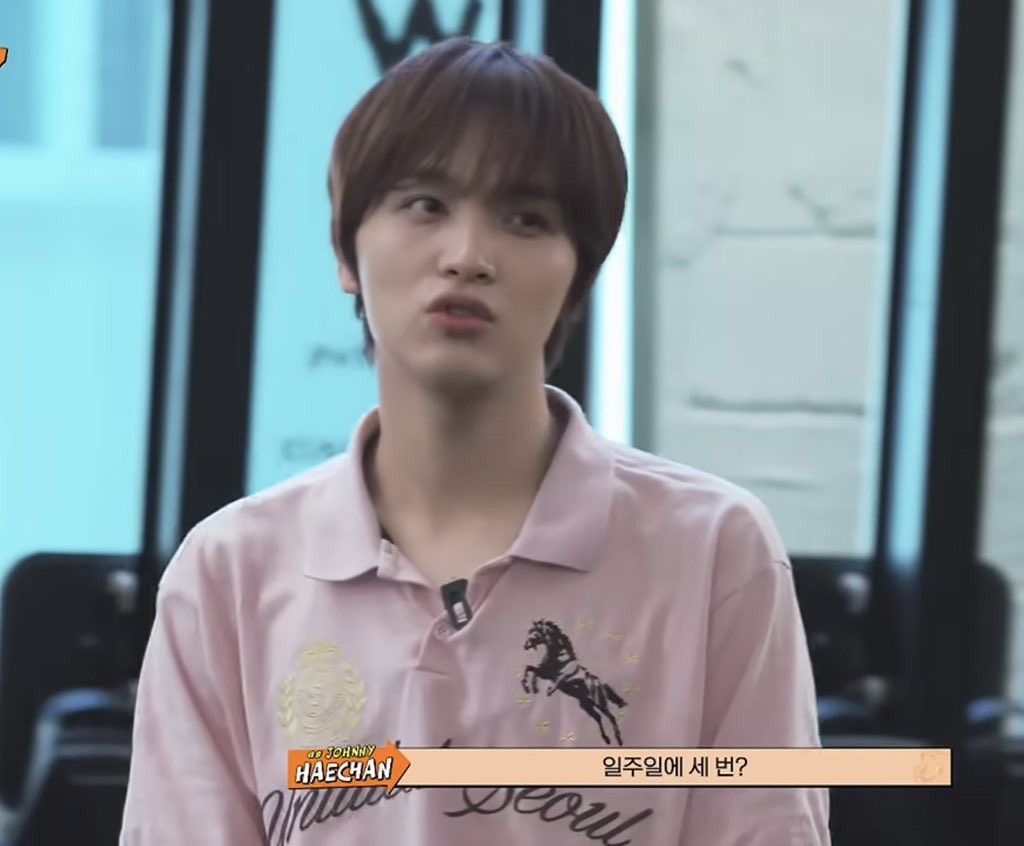 herewithae's tweet photo. 🐻: beliin aku baju dong
🐶: aku beli barengan aja mau gak? Aku mau beli baju ini *nunjukin ke ayang*
🐻: lucu… ada warna apa?
🐶: pink, putih, coba km liat sendiri ay
🐻: pink aja buat aku! Ukurannya tau kan?
🐶: tiap hari aku peluk masa iya gak tau
Nohyuck #livingtogether https://t.co/5So5DgNH1I
