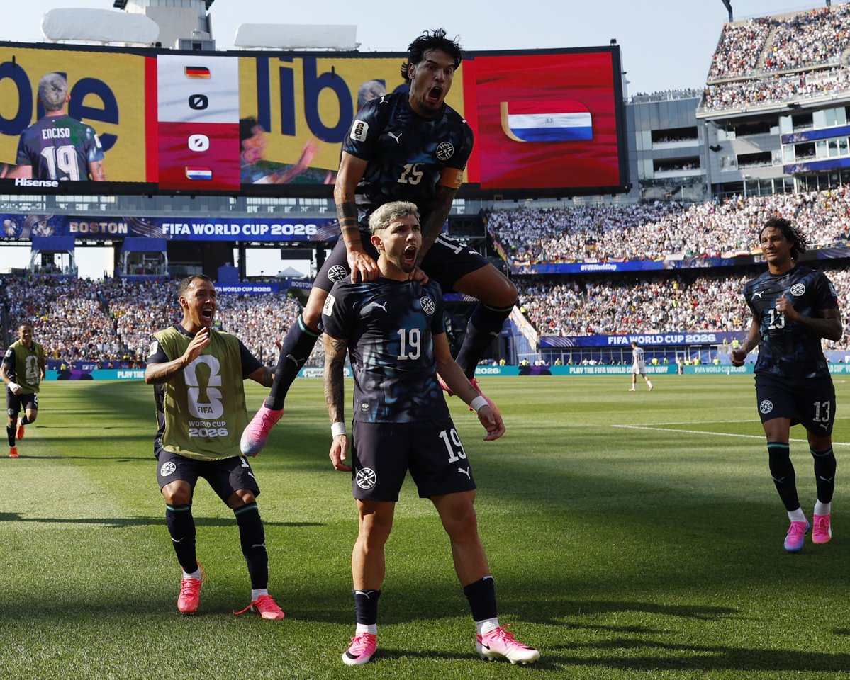 GoalJP_Official's tweet photo. 🇩🇪 PK戦の末、ドイツがラウンド32で敗退 🇵🇾

パラグアイがドイツを下し16強入り！

ドイツとパラグアイによる一戦は、エンシソとハヴァーツのゴールで1-1のまま今大会初の延長＆PK戦に突入。

パラグアイのGK ヒルが2つのPKストップでチームをベスト16に導いた！

ドイツ 1-1 (PK: 3-4) パラグアイ https://t.co/s6iO4shCMv