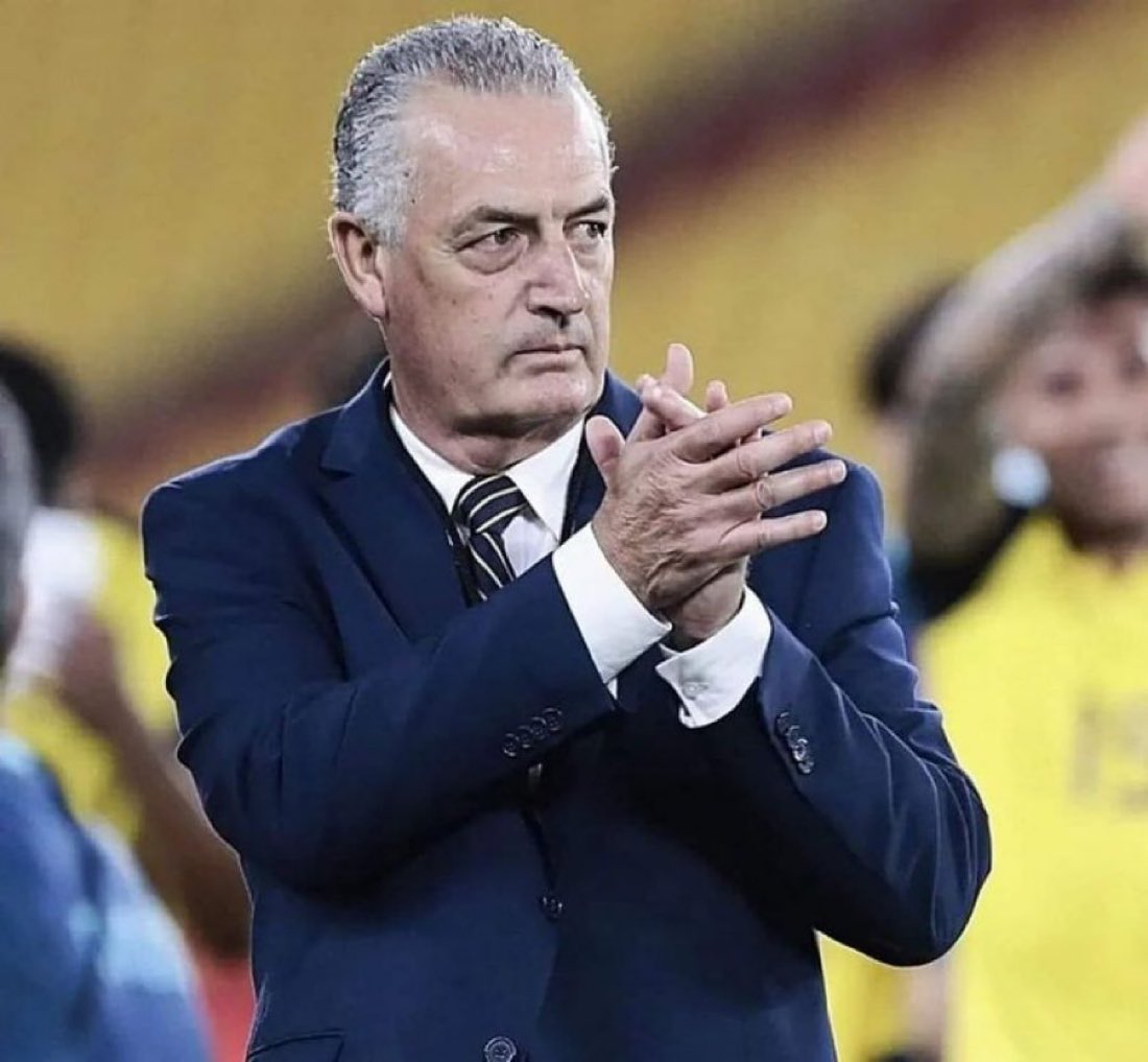 FootyCondor's tweet photo. Congrats to our old boss. 

Happy to see him succeed. 

Weren’t the better team but played the game they had to. 

🇵🇾 🤝 🇪🇨 https://t.co/S2Z0SQhbzn