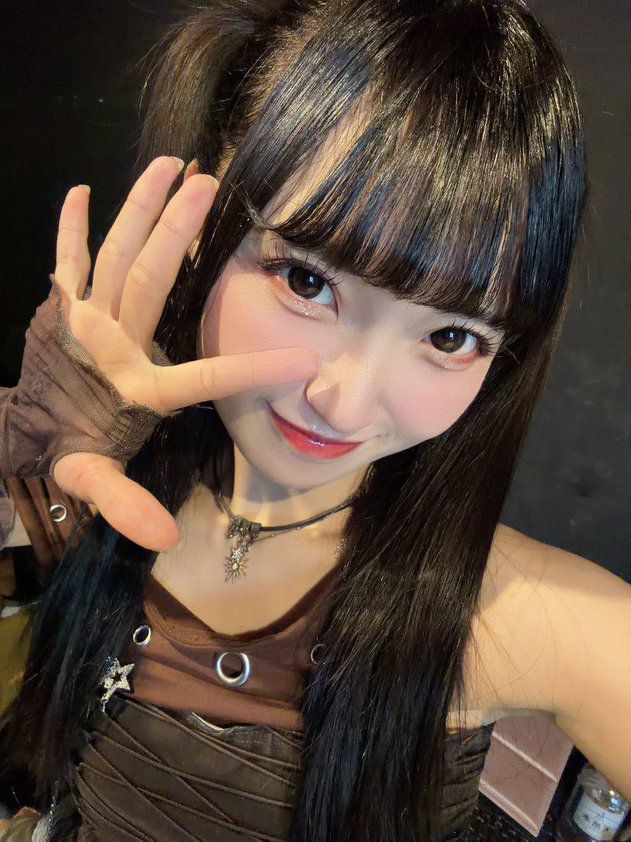 saaya_LitV0325's tweet photo. おはようございます🫯

ちょっとさっきまで起きてて家族でサッカー見てたんだけどみんなお仕事とか学校とかだからいっぱい応援してお見送りしたよ~👪
みんなのことも応援してるっ❕🔥

今日も1日一緒に頑張ろうね🫶🏻 https://t.co/KVa6RNsxV4