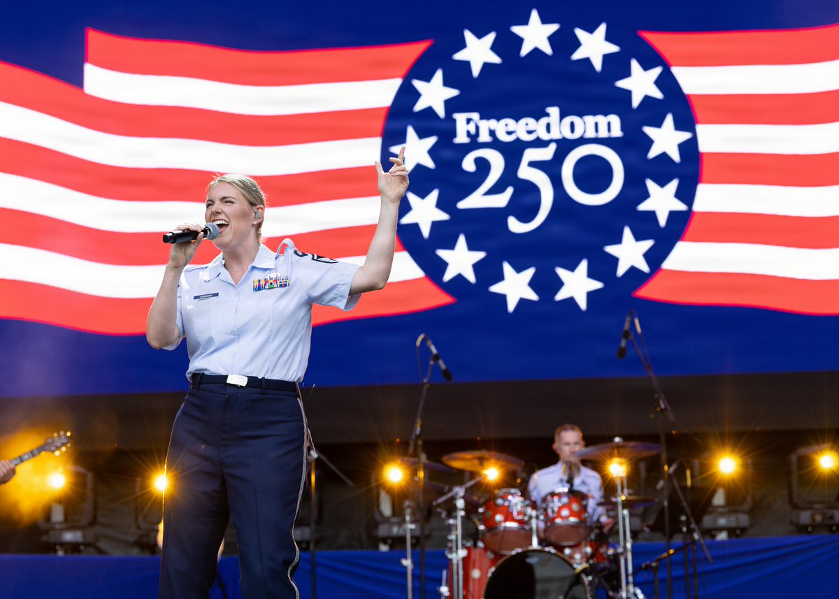 Yesterday, our joint team of military bands and ceremonial guard units from each branch of the Armed Forces gave audiences a huge patriotic boost throughout the rainy day as part of Military and Veterans Appreciation Day at the Great American State Fair on the National Mall in https://t.co/GXutpwq6Ww
