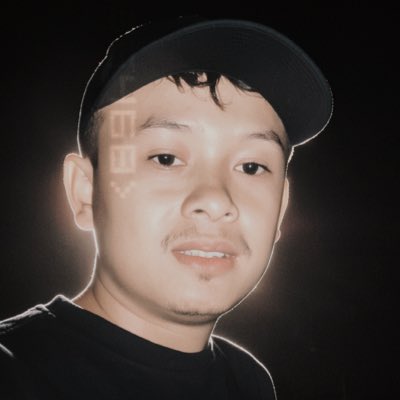 GepengUcil's tweet photo. #FotoProfilBaru https://t.co/qxSwRhiDax