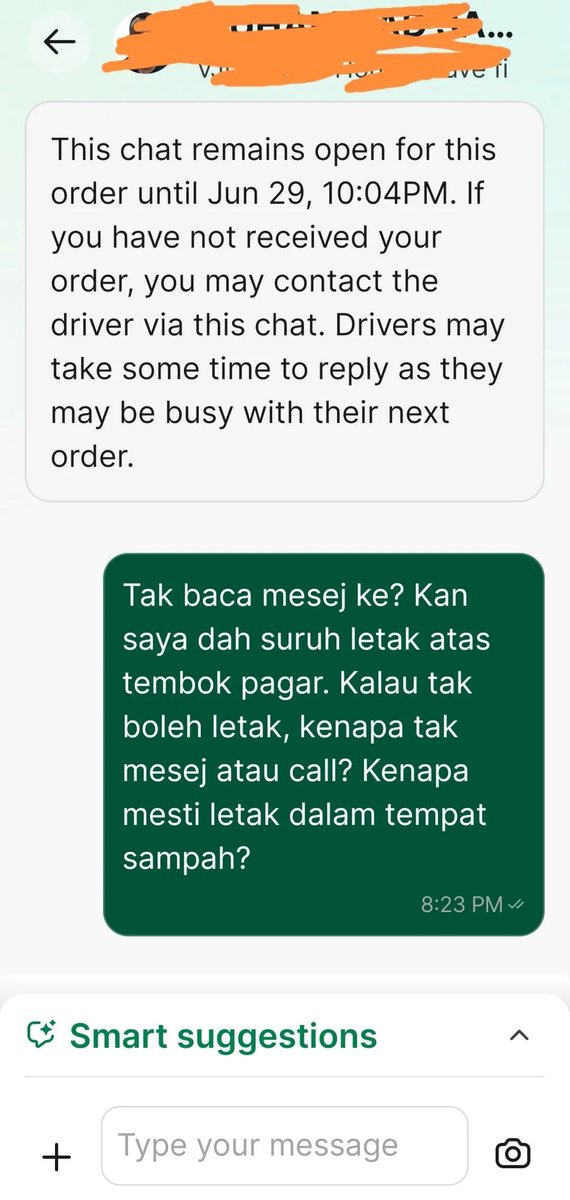 mynewshub's tweet photo. Apa masalah mamat rider ni...kat situ pulak letaknya.... https://t.co/LypBAFM8LQ