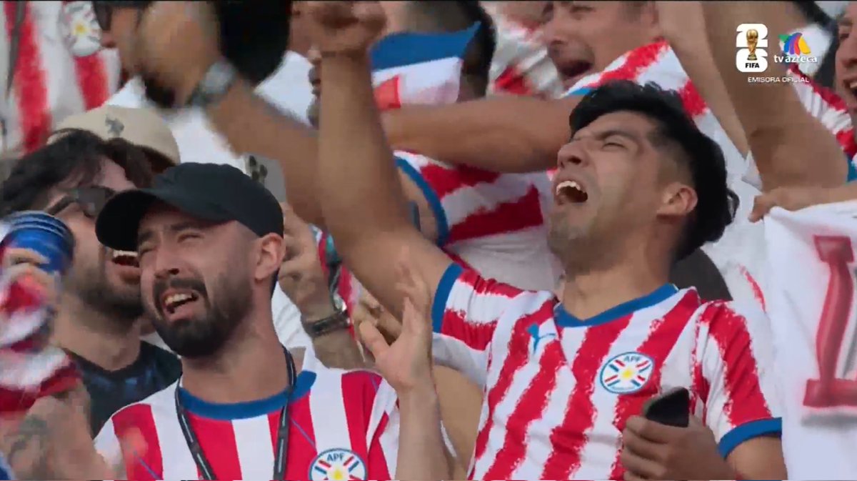 futaztecapostin's tweet photo. MIRA COMO LLORAN LOS PARAGUAYOS QUE VIVA EL FÚTBOL CABRONES Y QUE VIVA PARAGUAY https://t.co/xTXt5rKoC1