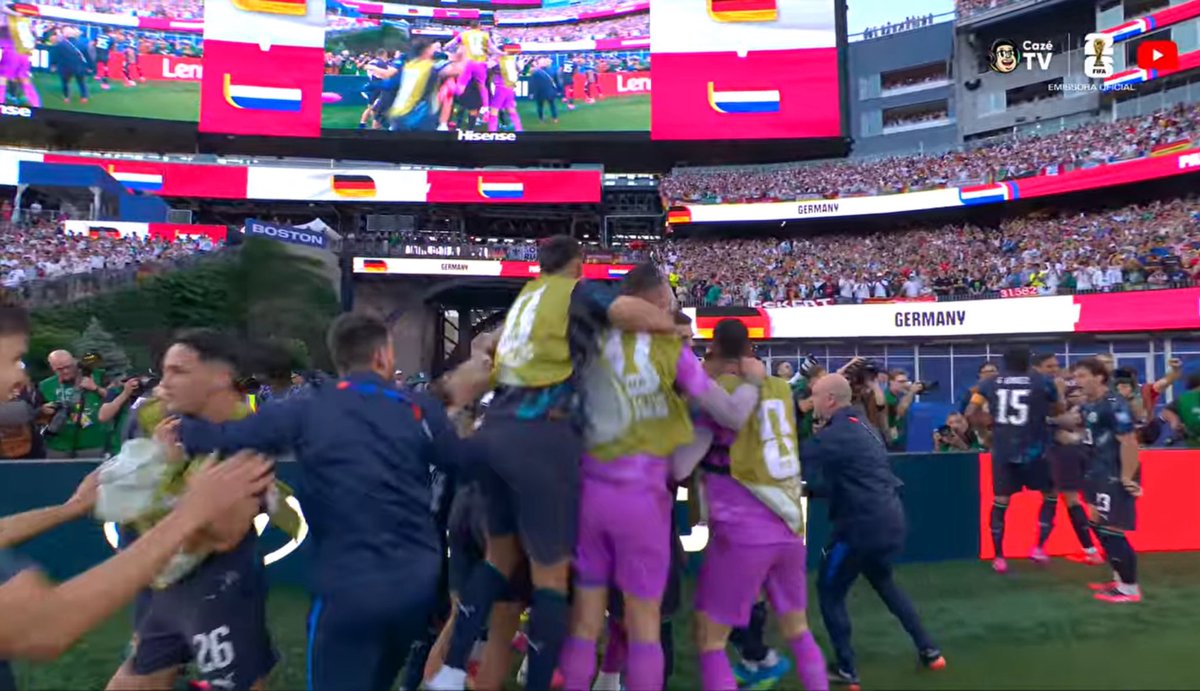 DataFutebol's tweet photo. PARAGUAI ELIMINA A ALEMANHA NOS PÊNALTIS

HISTÓRICO!!!!!!!!!! COPA DO MUNDO! https://t.co/Za5lCfZuXc