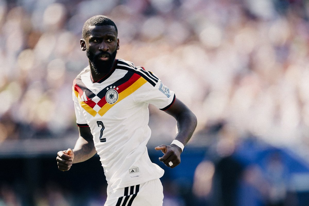 Madrid_Connect's tweet photo. 🚨 l'Allemagne de Rüdiger est éliminé de la coupe du monde face au Paraguay au Tir au but❌

Neuer a tout fait pourtant 😬 https://t.co/Qhe97eZkUJ