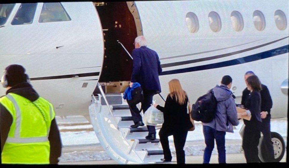 megbasham's tweet photo. @SenSanders How many private jets do you fly on in a year?

I’ll give up my AC when you give up air travel and donate your salary to the EU for their quest to solve climate change. https://t.co/k6wYP10aXD