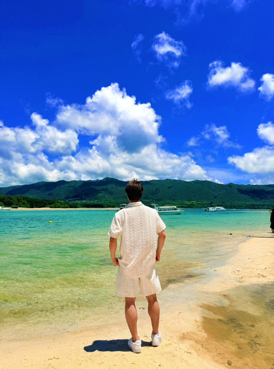 mkun2424's tweet photo. 沖縄到着🤭🫶❤️

台風通り過ぎて

天気えぐい(笑) https://t.co/0kRzsA4tem