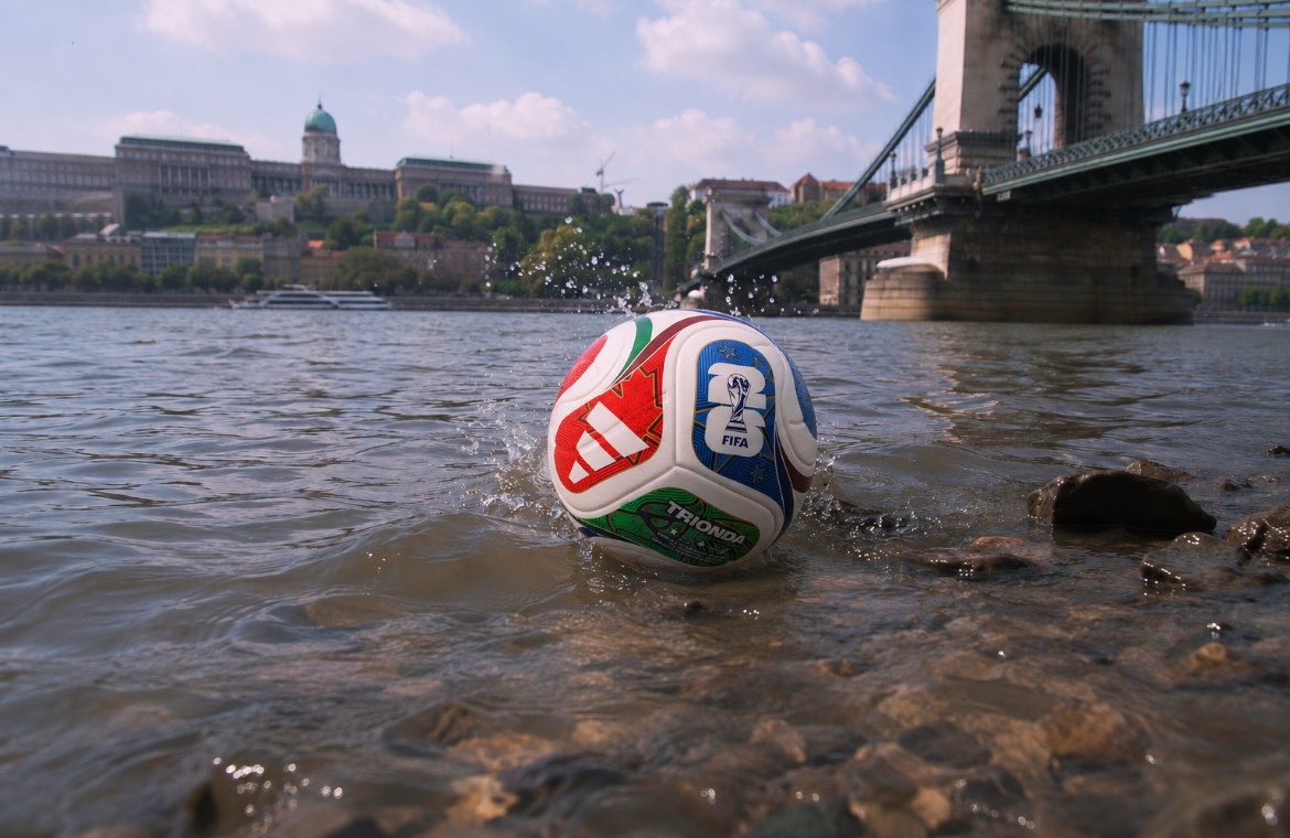 maldiidown's tweet photo. 🚨 Encontrado en Londres la pelota del penalti de Jonatan Tah https://t.co/G6kr2ymSu7