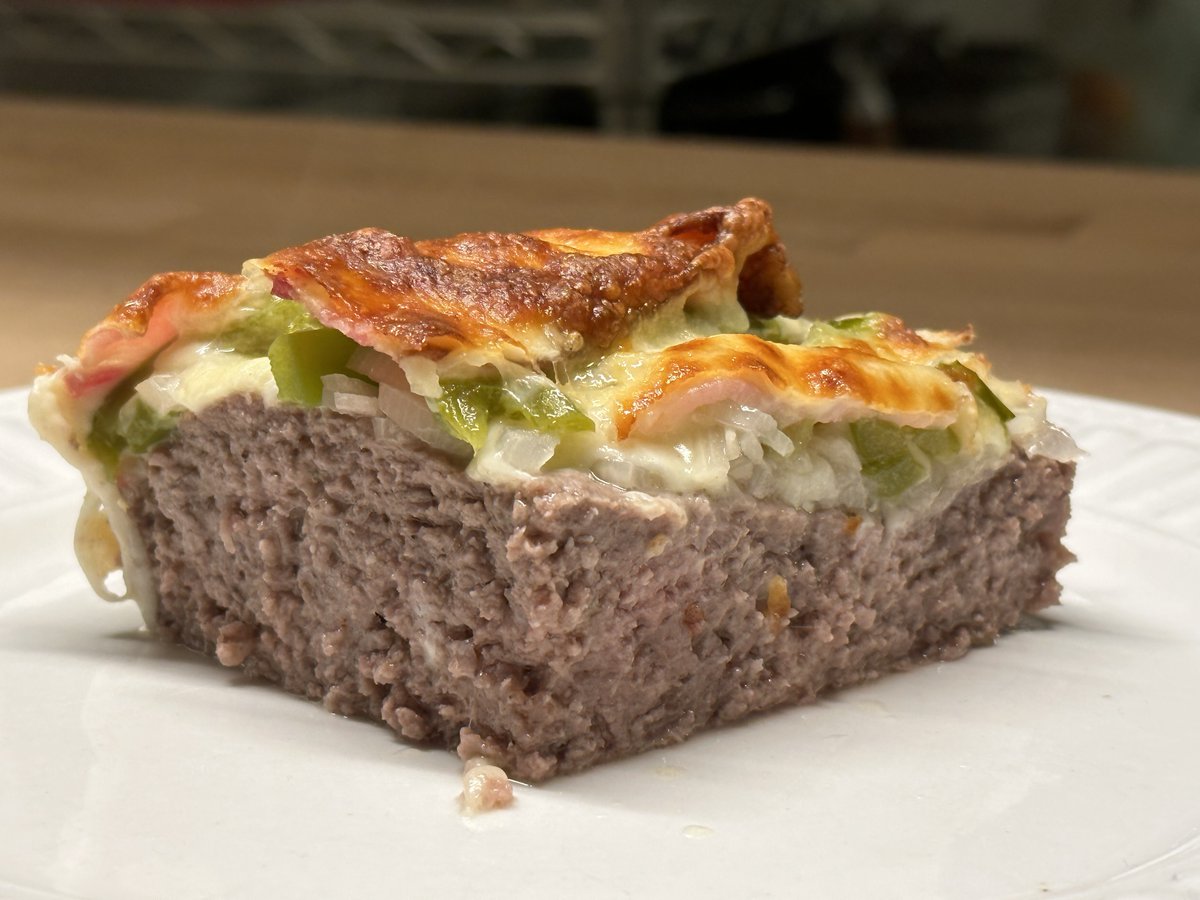 Square1Wellness's tweet photo. Here's what we're having "pre-game" today for the #worldcup Keto Sheet Burger! Hup Holland Hup!🇳🇱
#netherlandsvsmorocco #nederlandselftal #yes2meat #keto #meatheals #dutchfans #carnivore @SQ1Wellness #healthcoach #soccer 🦁 https://t.co/96EWRu94gi