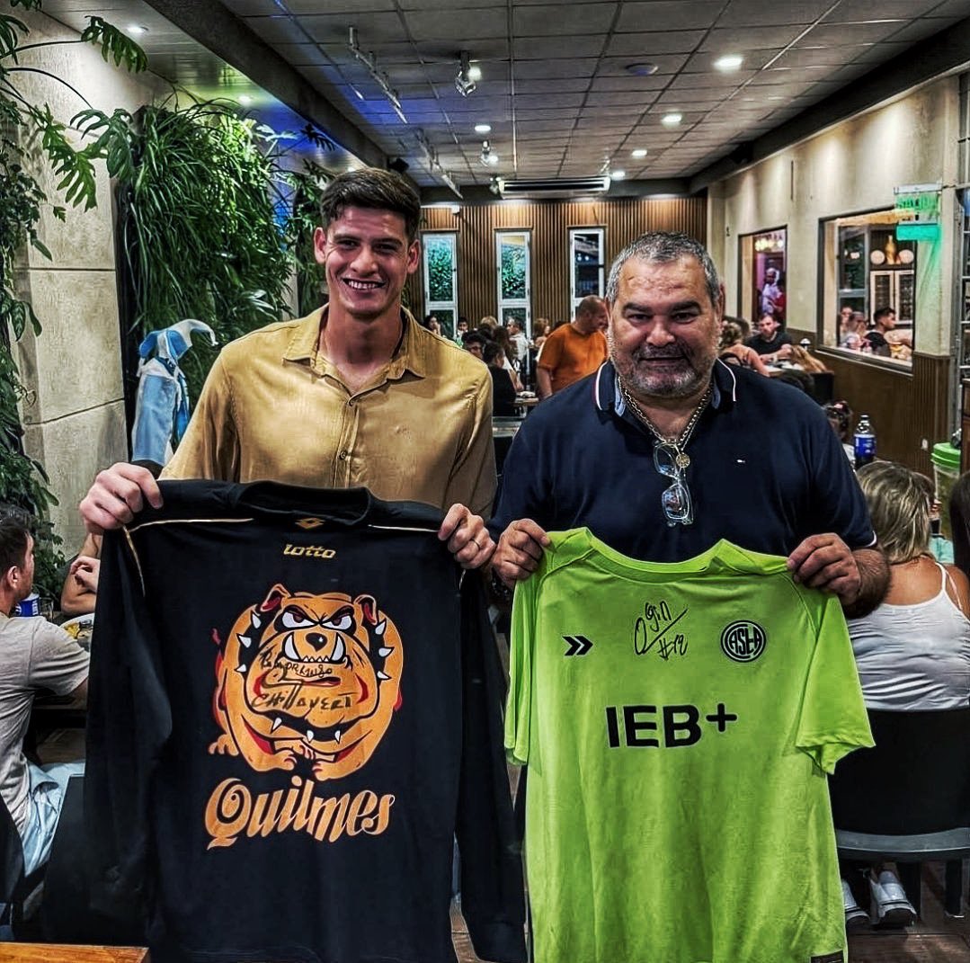 DebateSL's tweet photo. Enorme, Orlando. 

🤫🇵🇾 https://t.co/xwKvcBXeqC