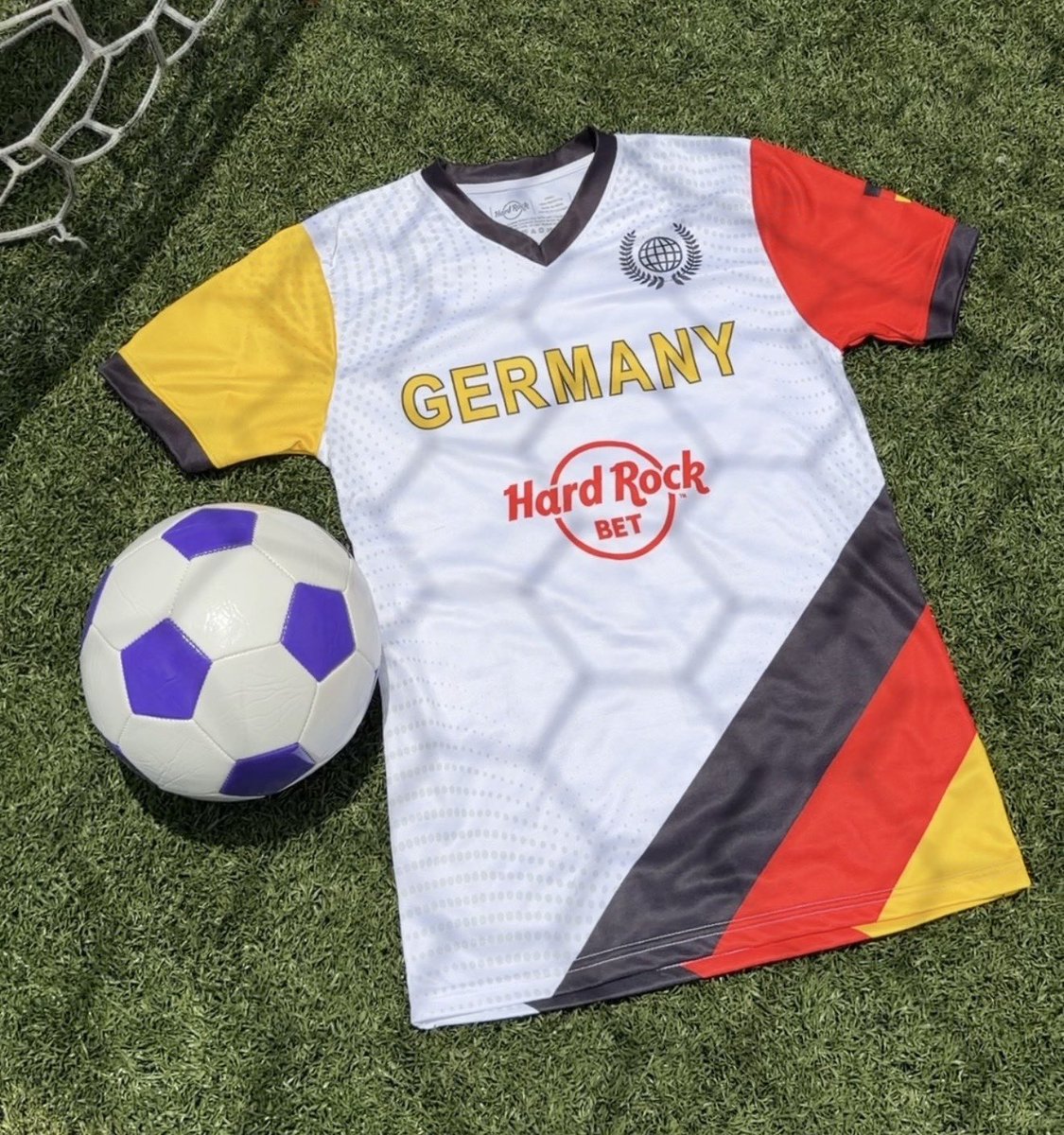 HardRockBet's tweet photo. Who wants a Germany jersey?? 

⚽️ Like this post
⚽️ Must be following!
⚽️ Admin picks favorite 5 comments to win! https://t.co/Ov1adhDxyN