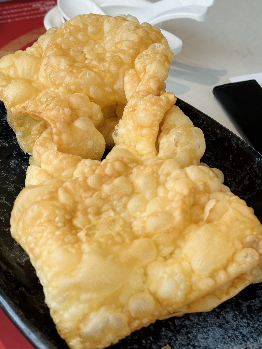 Poca808's tweet photo. Just found the coziest hole-in-the-wall dim sum spot in town! Their siu mai arrived steaming hot, packed with juicy pork and shrimp—way better than the chain spots. 10/10 would wait in that 15-minute line again.  #FoodieFind #DimSumJoy https://t.co/fkuT5wCFcG