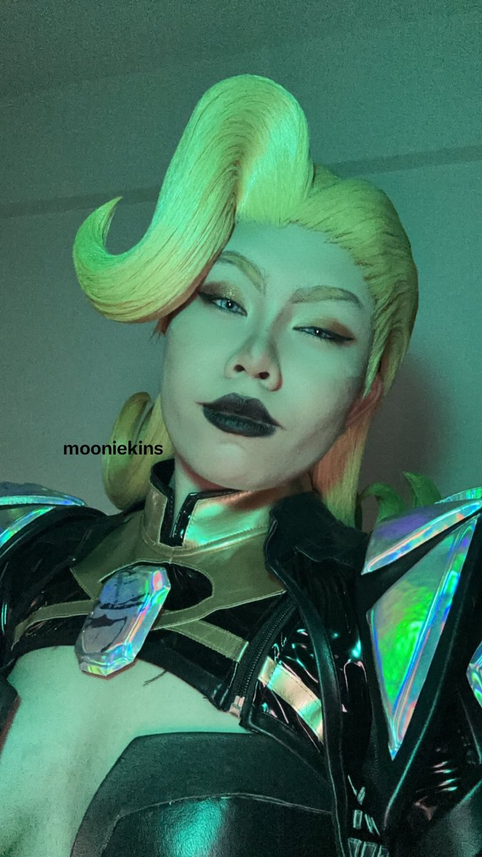 Mooniekins's tweet photo. Get mogged #marvelrivals #emmafrost https://t.co/TQpjjPElUE