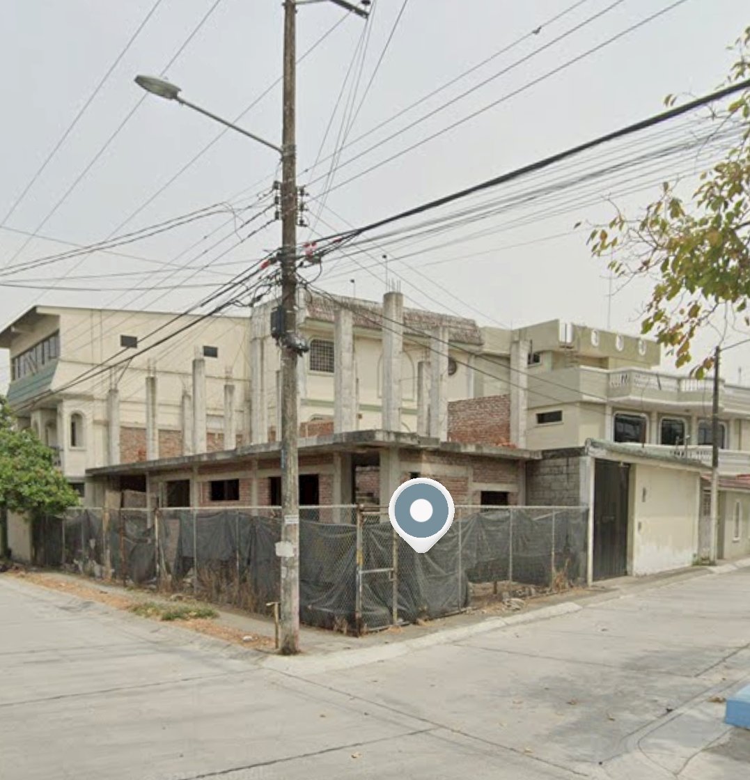 Cdla_Guayacanes's tweet photo. 📌ATENTOS
Vecinos de las manzanas 29 y 38 comentan que hay personas ajenas al sector invadiendo esta construcción abandonada. Atender  @segura_ep, el @181Responde en WhatsApp nadie contesta. Abajo la dirección 

https://t.co/YO2WkQ3iGg https://t.co/iWPVCJPGRN