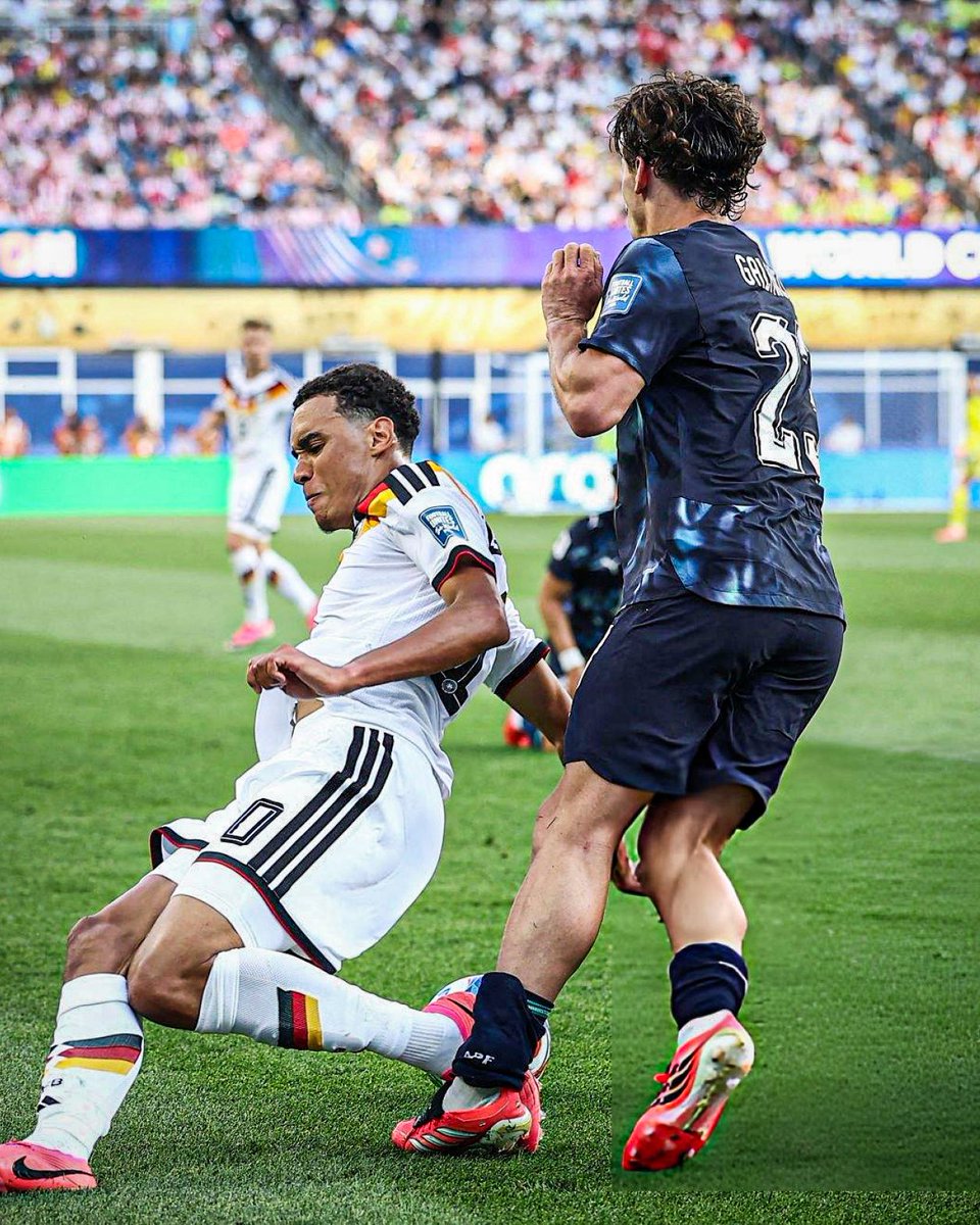sudanalytics_'s tweet photo. 🤯🇵🇾 Matías Galarza Fonda fue el jugador con MÁS RECUPERACIONES [10] y MÁS DUELOS GANADOS [10] en el histórico partido de Paraguay eliminando a Alemania.

Dio la asistencia del gol y metió su penal. 🚬 https://t.co/ycautLrlGN