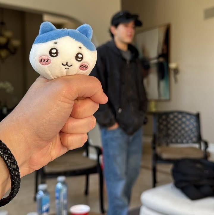 eviltrios's tweet photo. people discovering roier LOVES hachiware and chiikawa is so cute to me ♡ https://t.co/TSqCeLWnBw