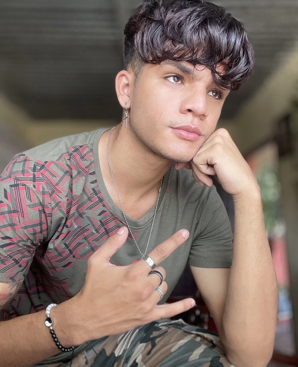 idarieljpc's tweet photo. #cuban #gaycuba #cubangay #cuban https://t.co/QNtVfPolWt