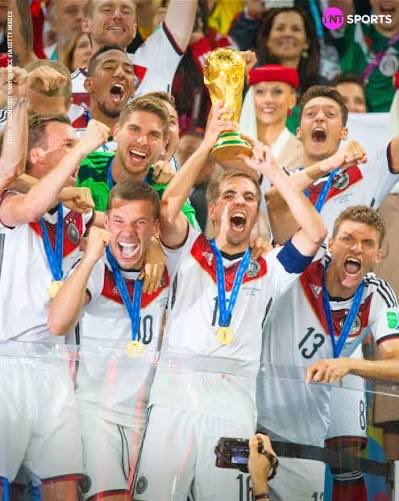 MatiiiBianchi's tweet photo. Que te hicieron Alemania? Desde esa tarde que tanto me hicieron sufrir, solo hay fracasos. 

2018 y 2022 eliminados en grupos. 

2026 en dieciséisavos. https://t.co/WgRaNhA9Tm