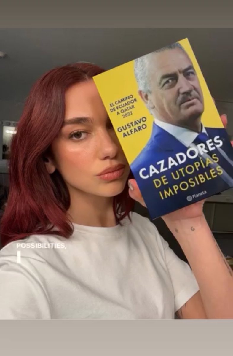 tomygonzo's tweet photo. la 1 leyendo el libro del 1 https://t.co/Yy1ia7s41o