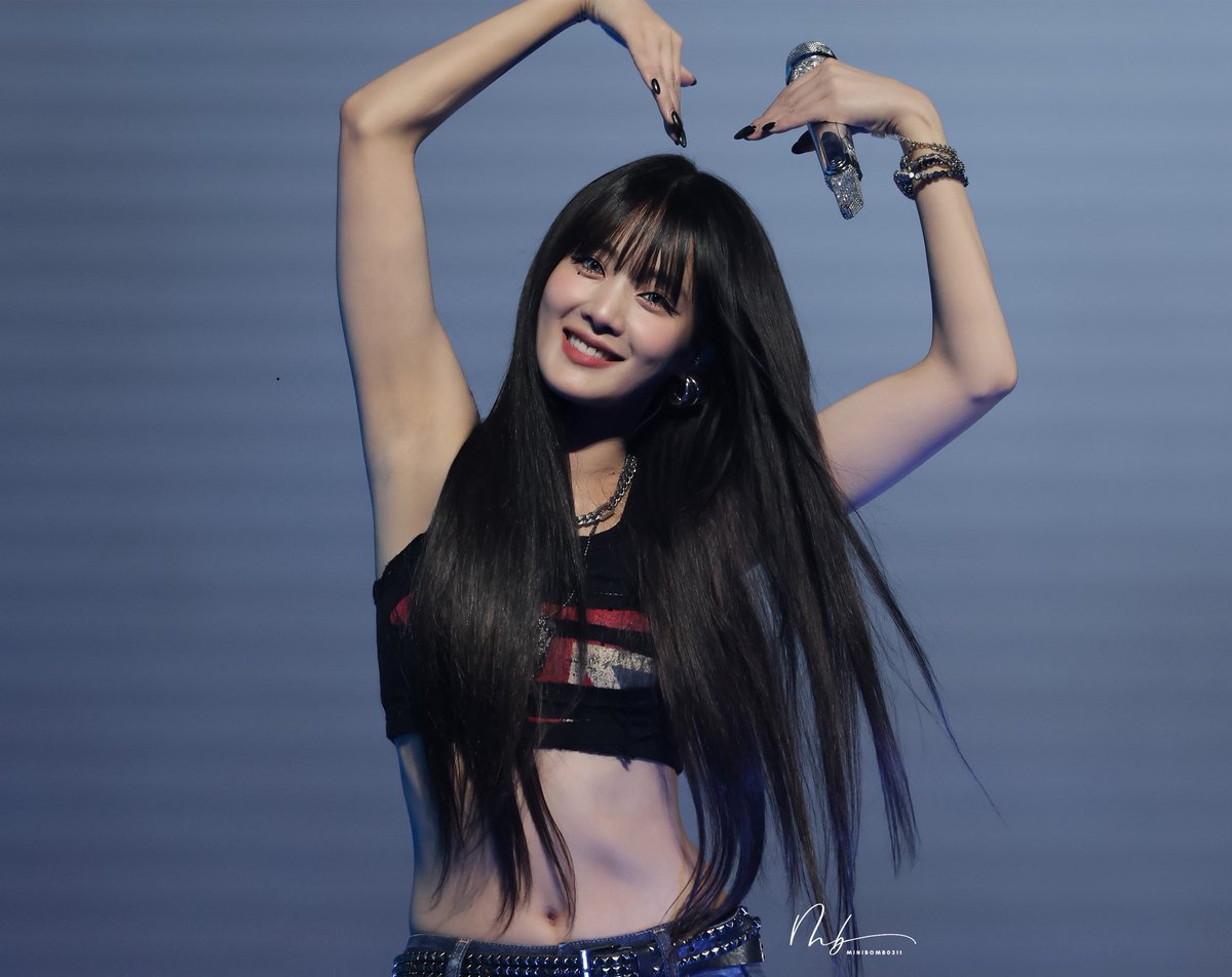 minibomb0311's tweet photo. 260627 민니 ❤️❤️❤️

🙆🏻‍♀️ ❤️

Syncopation in Hong Kong Day 1

#IDLE #아이들 #민니 #Minnie #มินนี่ #ミンニ https://t.co/OLOAOfD9KG
