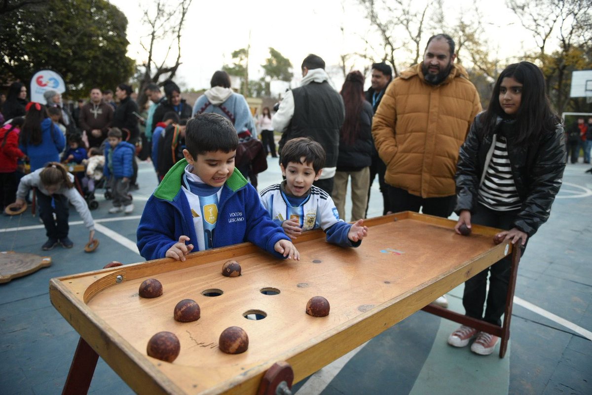 PasseriniOk's tweet photo. 🌳 Seguimos recuperando espacios públicos para que los disfruten los vecinos.

Inauguramos la puesta en valor de la plaza de barrio Parque Latino, una obra realizada junto al @gobcordoba en el marco del programa Nos Vemos en la Plaza. 🤝

Más espacios renovados significan más encuentro, más accesibilidad y una #CórdobaCapital cada día más linda para todos. 💚